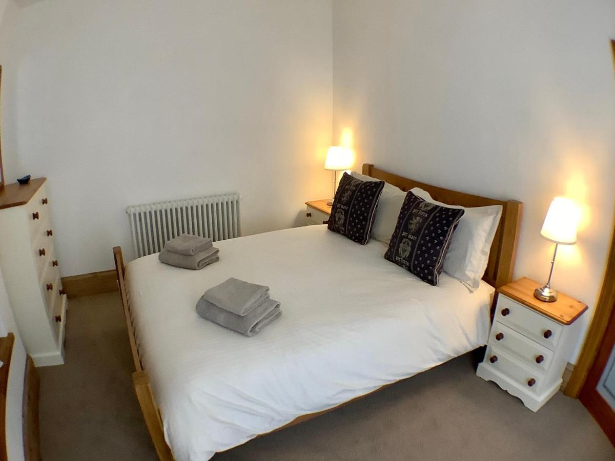 Scarborough House - Adults Only Holiday Home Торки Екстериор снимка
